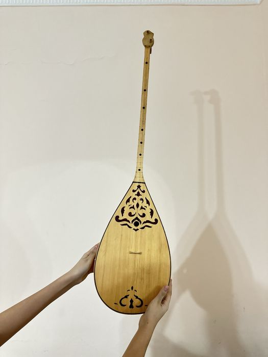 Продам домбыра 15.000