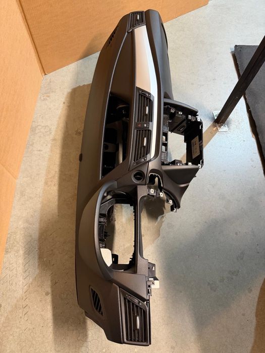 Plansa bord bmw X1 E84