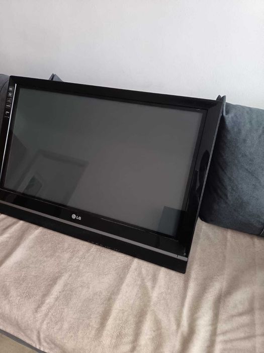 Телевизор LG б/у