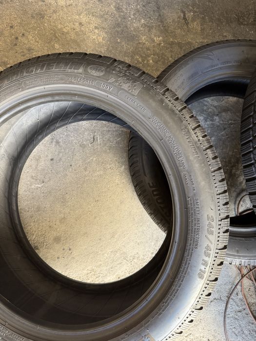 4 anvelope iarna 245/45/18 , Michelin , RunFlat , DOT 2023 !