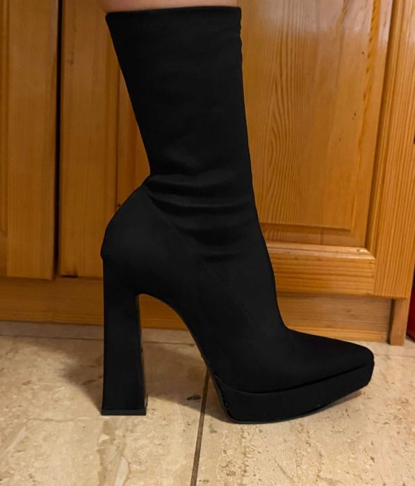 Обувки, боти с токче черни