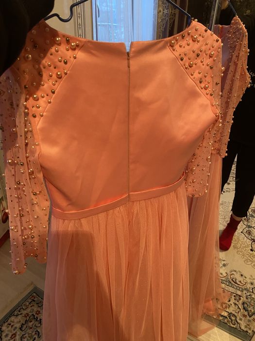 Платье вечернее