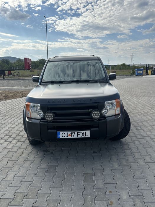 Vând Land Rover Discovery 3