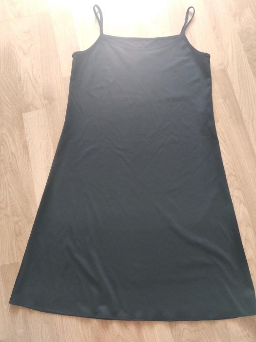 Платье коктейльное