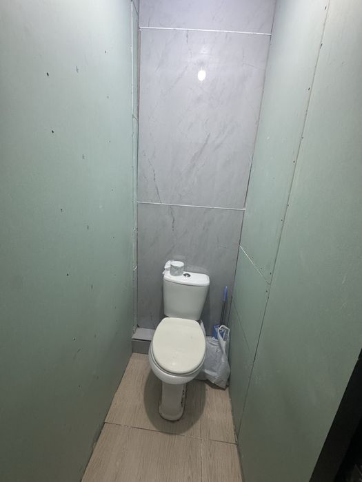 куйлюк массив 4  этаж 1 ком 2  64кв