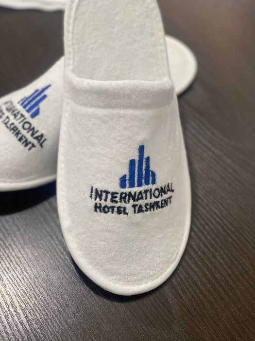 Одноразовые тапочки оптом и в розницу на любой вкус