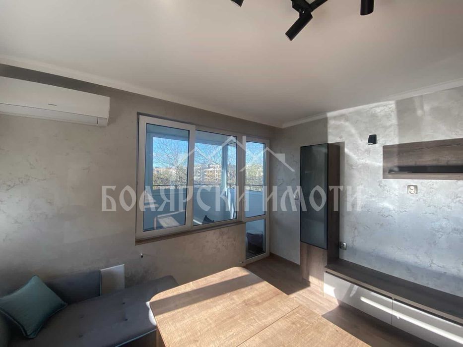 Продава се Тристаен апартамент в Велико Търново, Зона Б - 130 кв.м за 1616 €/кв.м - Снимка #2