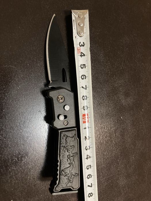 Черно ловно ножче