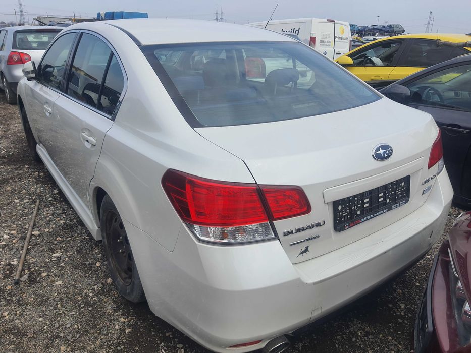 На части! Subaru Legacy 2.0 Sport