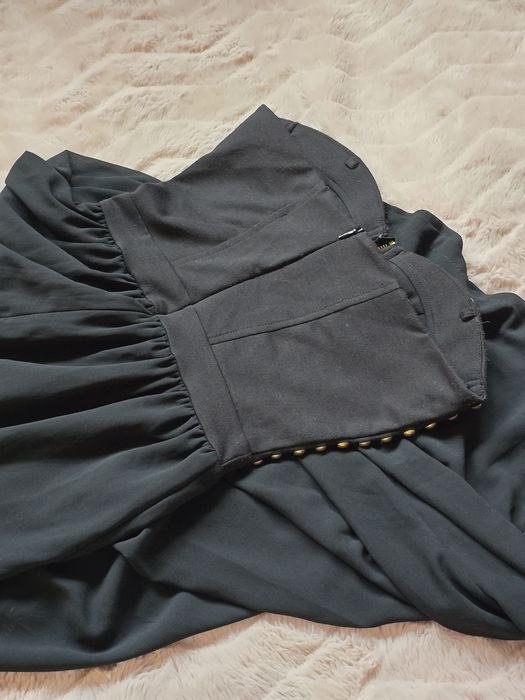 Missguided дълга рокля с капси  - S размер