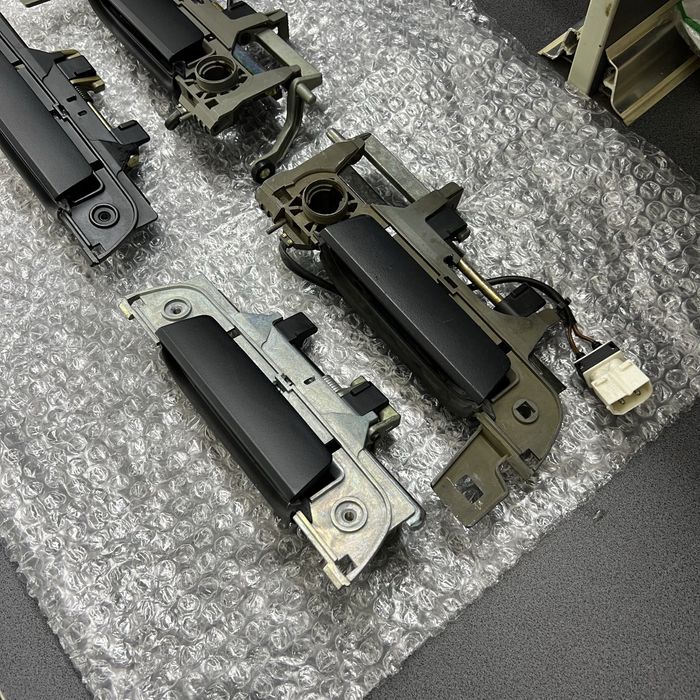 Новые ориг ручки рест bmw e34 бмв е34