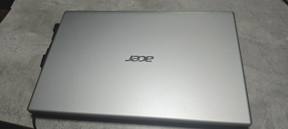 Ноутбук i3 11gen/8gb/512ssd