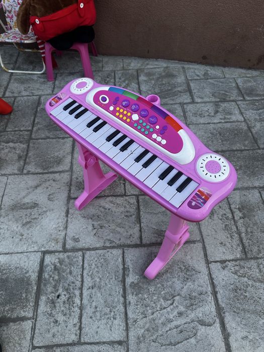 Pian  pt copii de jucarie