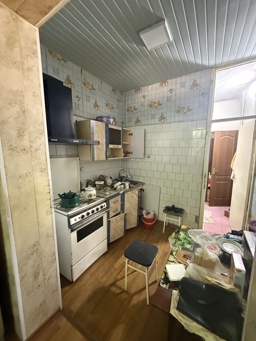 Срочно Продается квартира, Мирабадский р-н, Куйлюк Массив 2 4/1/4 82м2