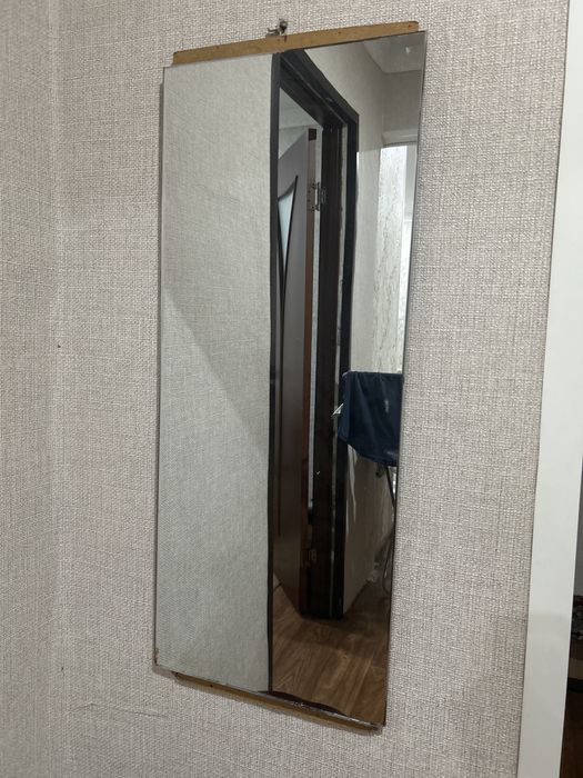 Зеркало с подвесом сзади