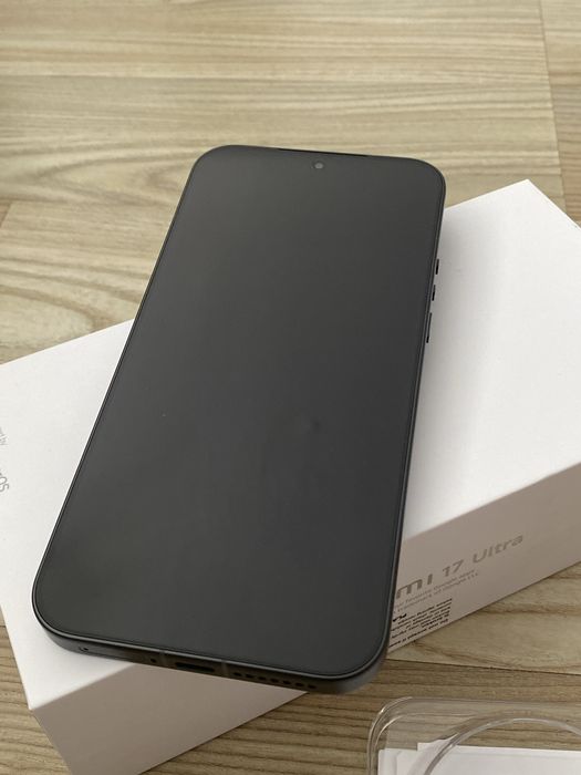 Xiaomi 17 Ultra , NOU , NeActivat , 512 GB , 16 GB RAM , Garantie 2 ani