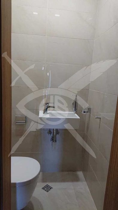 Дава се под наем Тристаен апартамент в София, Център - 100 кв.м за 890 € - Снимка #5