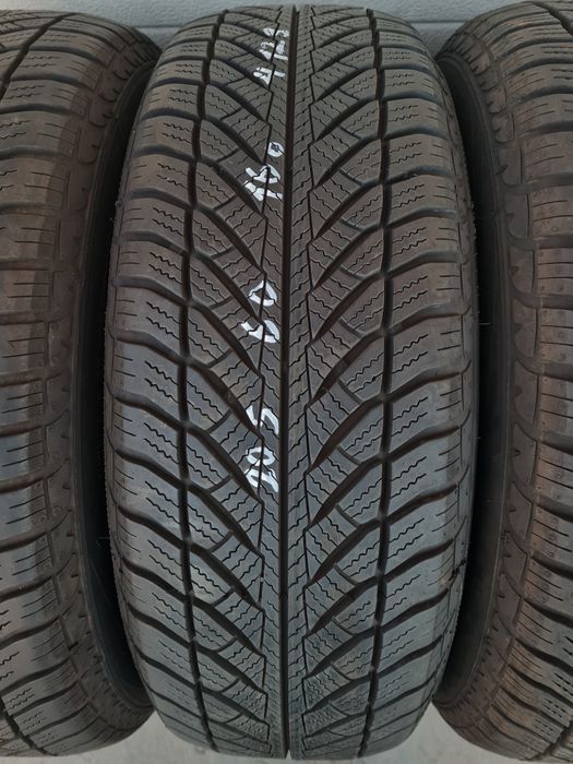Зимни гуми 4 броя. GOODYEAR UltraGrip8 205 65 R16 дот 4123