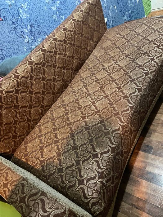 Продается двухспальный диван