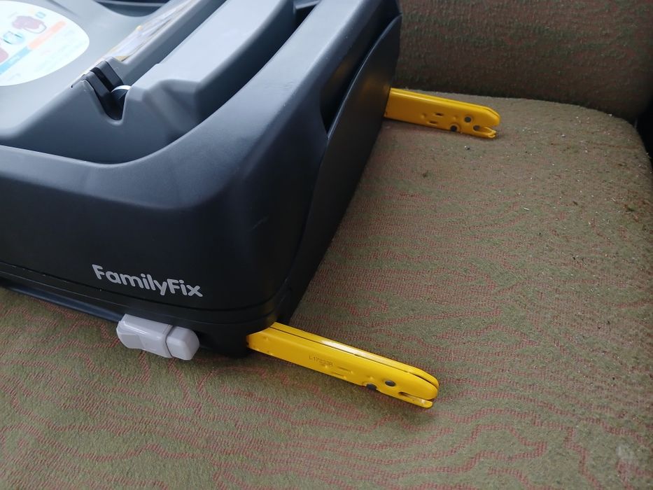 Основа/ база за столче за кола Maxi-Cosi