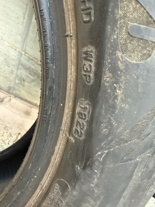Продавам 4 броя зимни гуми 225, 60,18 Bridgestone BLIAZAK 05