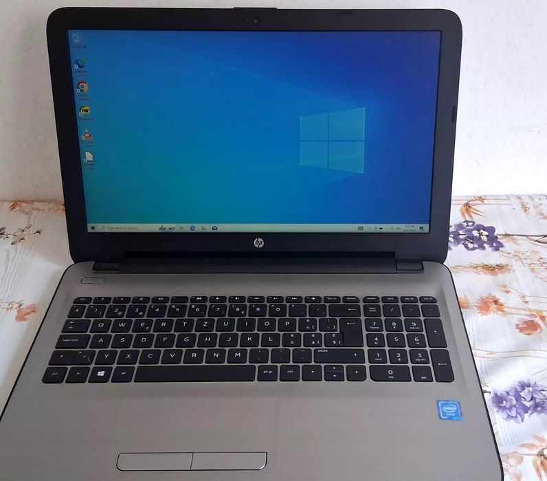 Laptop hp 15, inchi