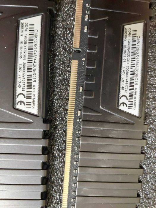 64GB DDR4 2666mhz CL16 - Corsair Vengance LPX