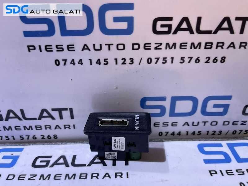 Mufa Conectie Media In Skoda Octavia 3  2013 - 2017 Cod 5G0035222A 5Q0035736 [D0512]