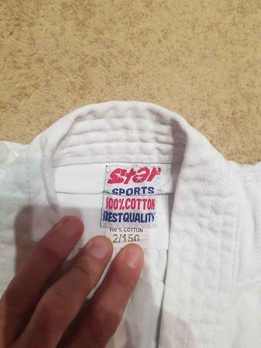 Продаются кимоно 3шт.