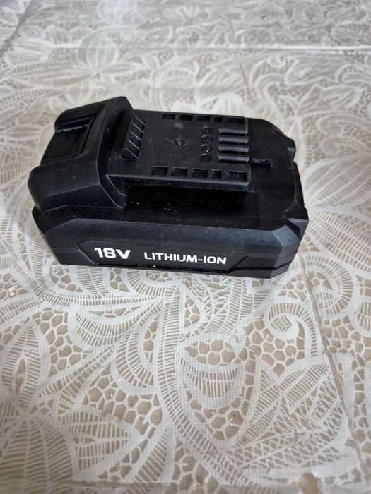 Батерия и зарядно за винтоверт