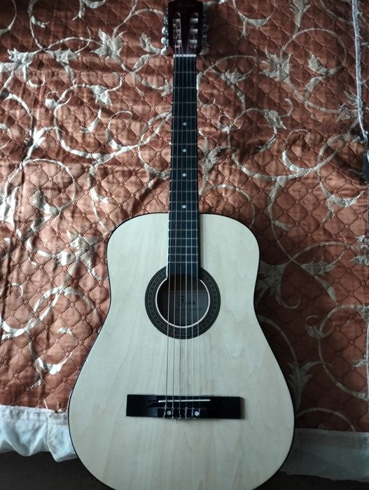 Классическая гитара в хорошем состоянии — 23 000 тг, Уральск