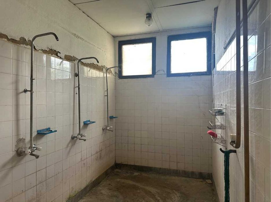 Авторемонтна работилница/Цех-681 м2, ЗПЗ