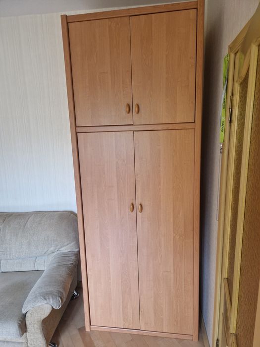Шкаф в хорошем состоянии