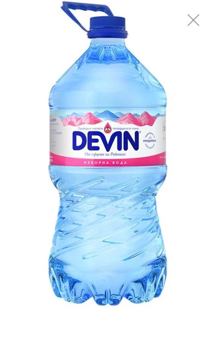 Празни туби от 11 литра