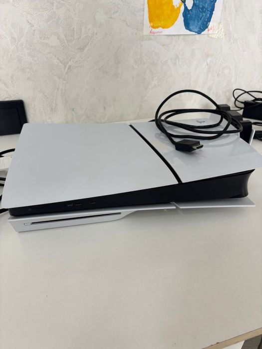 Продам Playstation 5