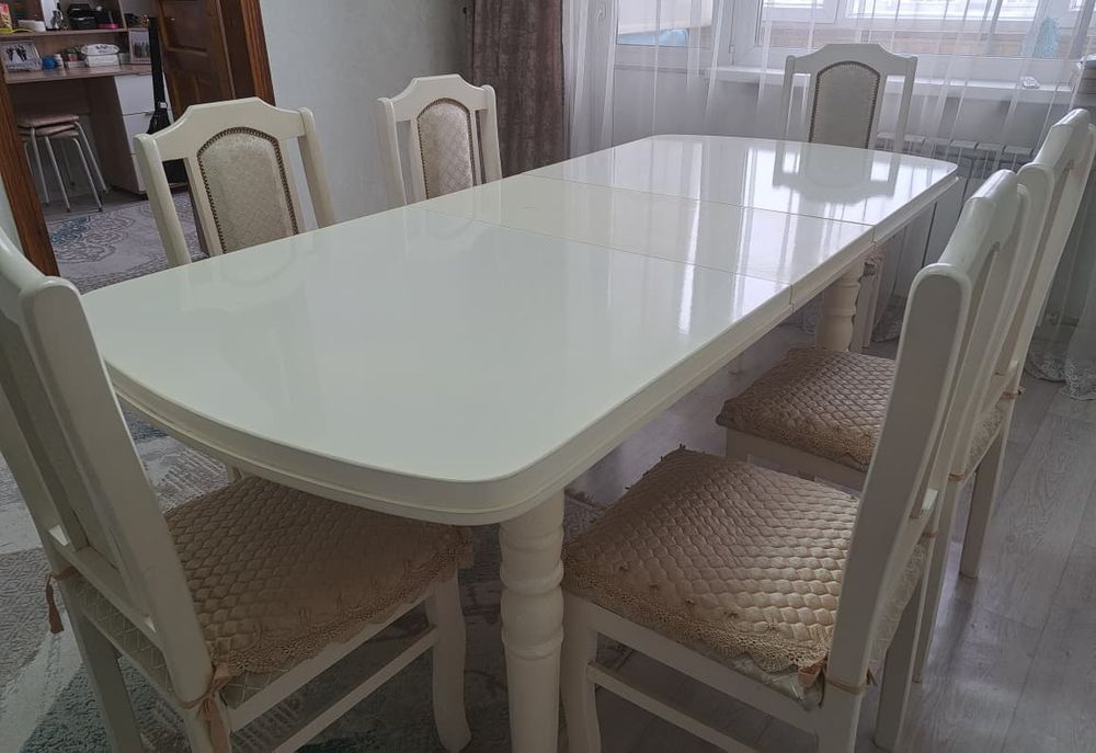 Продам стол со стульями