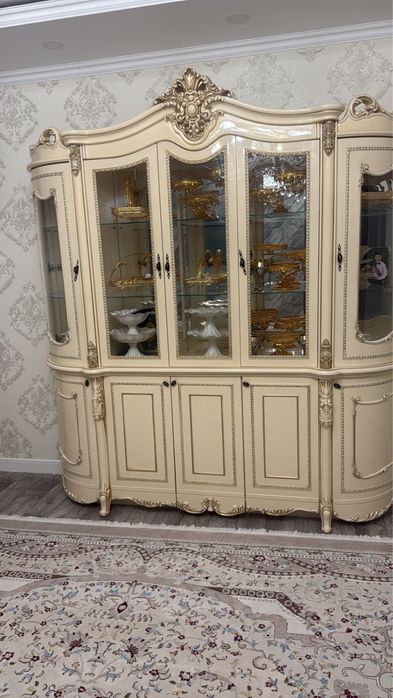 Сервант гостевой