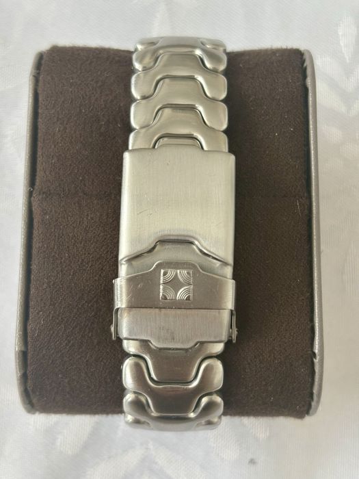 Vand Zenith Defy Automatic