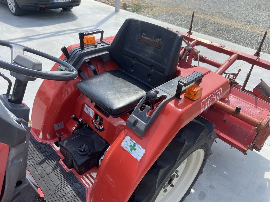 Tractor japonez Mitsubishi MT17, 4x4, 17cp, cu freza de 1,4m