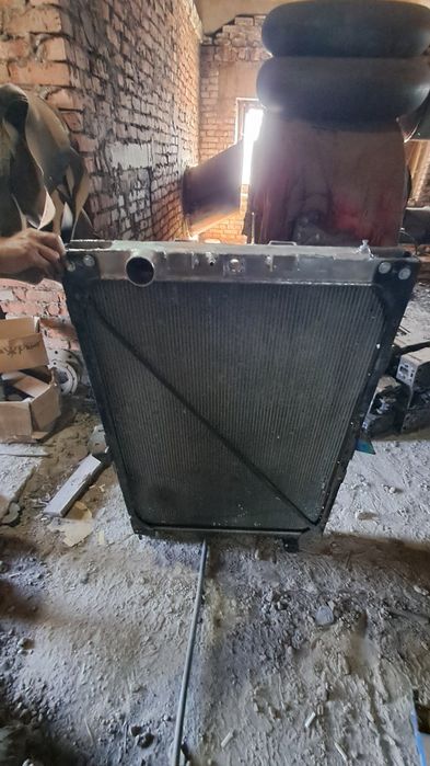Радиатор даф 105
