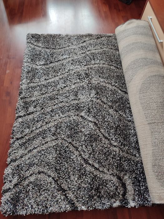 Продам 2 новых паласа(травка)