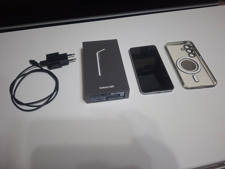Samsung galaxy S25 256Gb