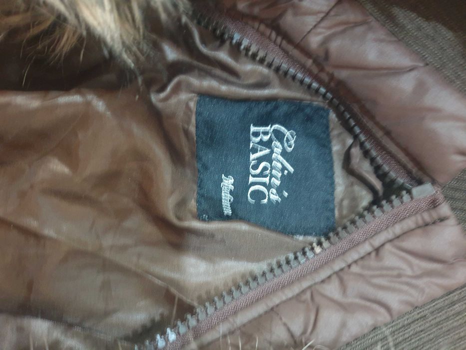 Куртка на девушку б/у