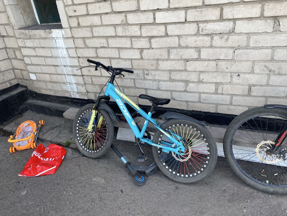 Продам 2 велика состыяния хорошо