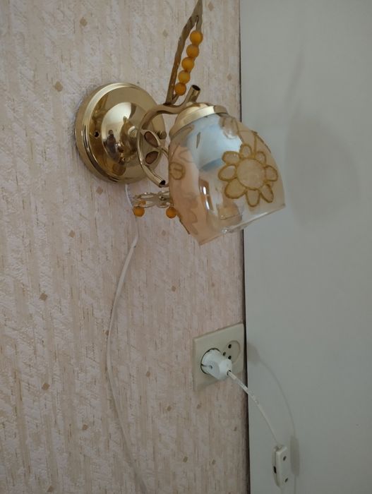 Бра настенный с лампочками