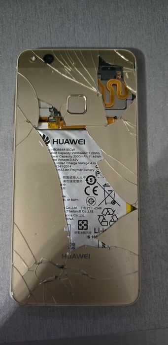 Телефон за части: Huawei P10 Lite