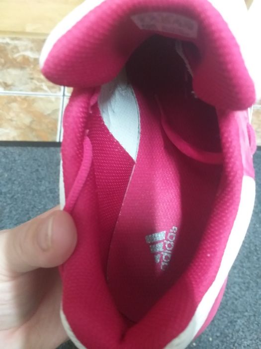 Adidas  purtat o singura data pt.barbat
