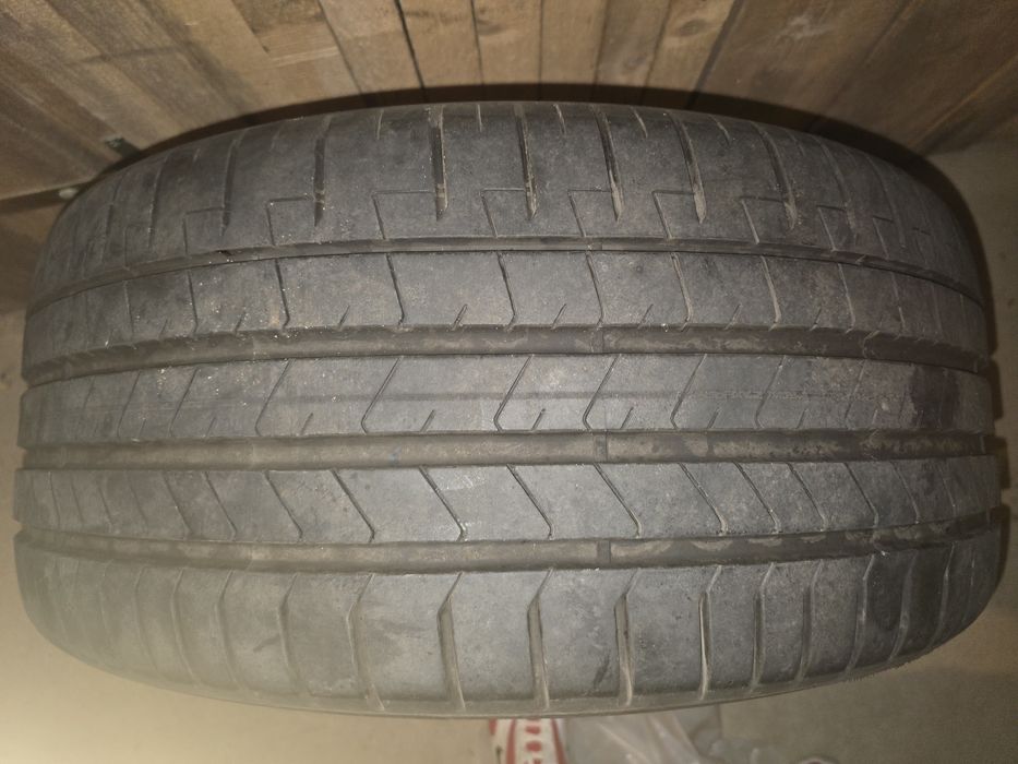 Set cauciucuri 20zoll in doua marimi pentru Bmw x5, x6