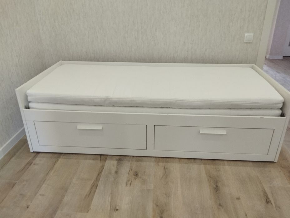 Кровать двухспальная раздвижная