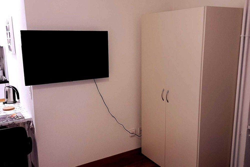 Дава се под наем Едностаен апартамент в София, Малинова долина - 57 кв.м за 346.8 € - Снимка #2